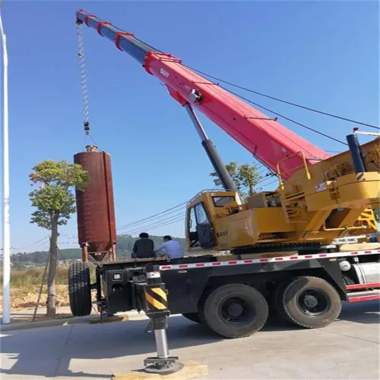 通城专业吊车租赁多少钱