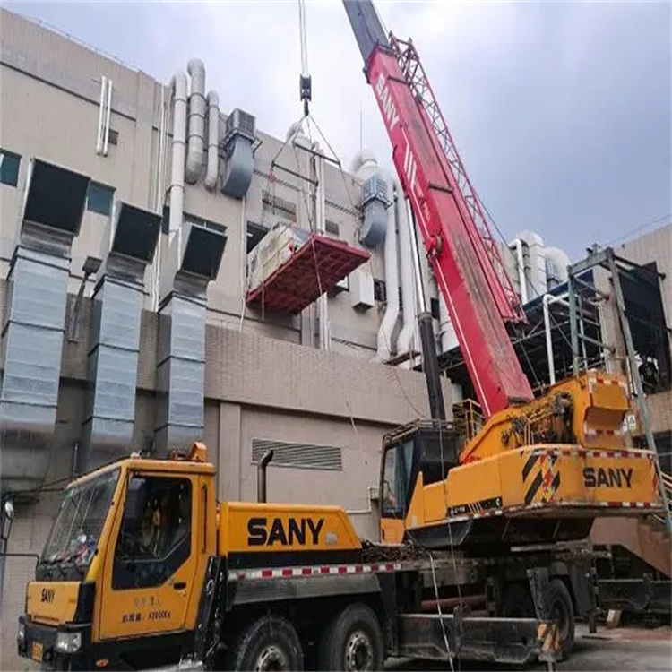 通城租赁大型汽车吊，助力工程项目高效进行