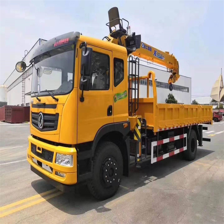 通城附近找一辆随车吊出租